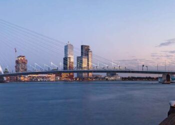 “Our work is a pure necessity; we basically live in a bath tub”